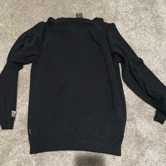 Undefeated pullover - Picture 2 of 2